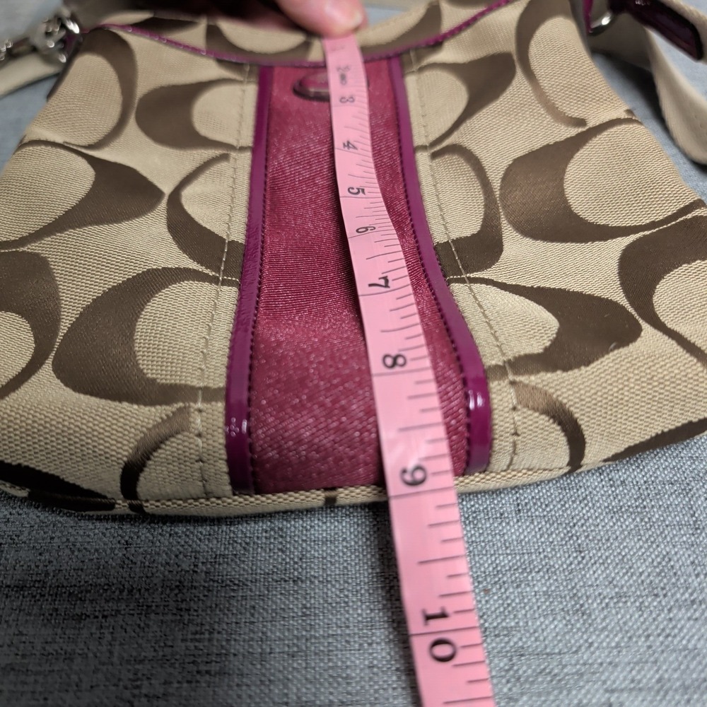New‎ Coach Signature Khaki Passion Berry Trim Crossbody Swingpack Bag F48806 - Picture 12 of 13